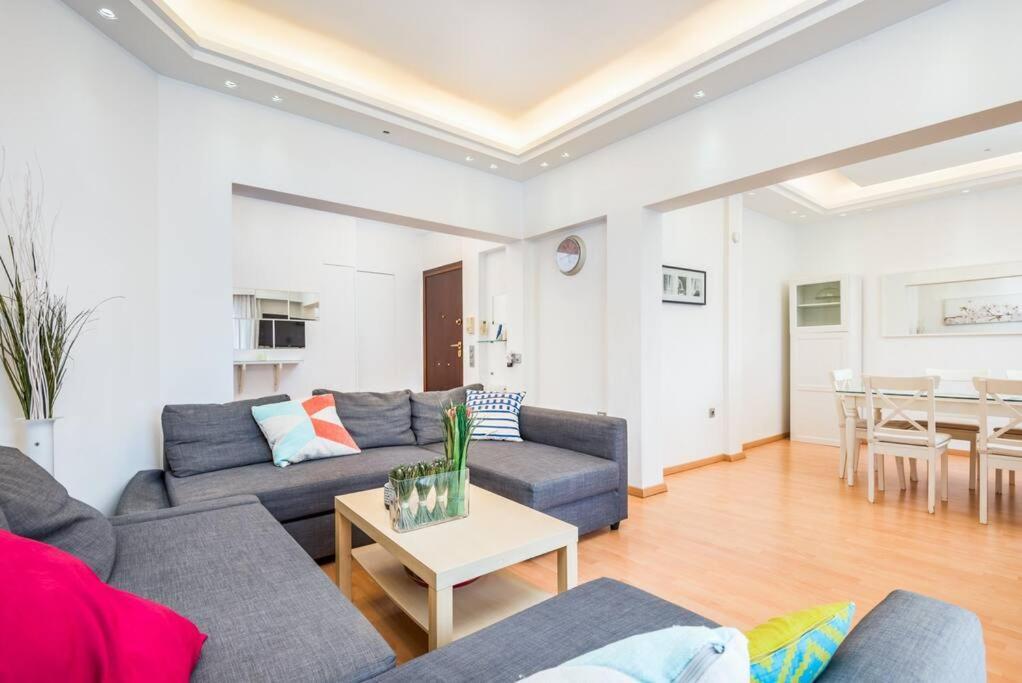 Modern Spacious Apt In Ateny Zewnętrze zdjęcie